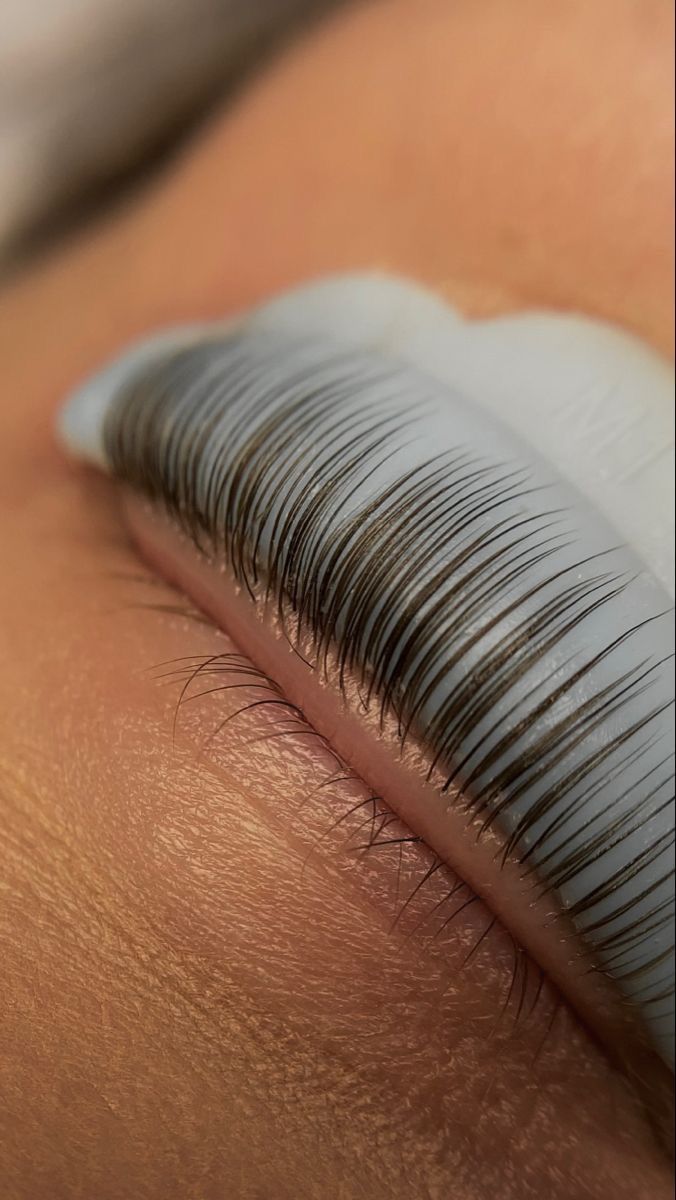 Formation rehaussement de cil et lash botox